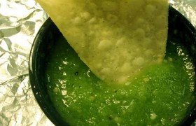 Cómo preparar la salsa verde para tacos al vapor